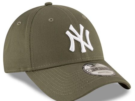 NEW ERA League Essential 9Forty New York Yankees Cap Dark Green Sale